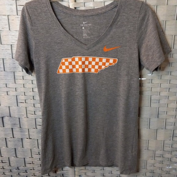 NIKE Tee Womens Small Sm S Gray V-neck Short Sleeve - Picture 1 of 4